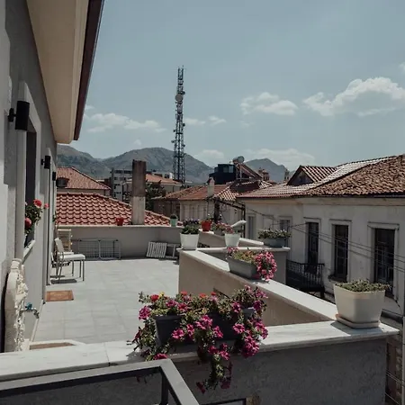 Vila Sara & Esi Apartmán *